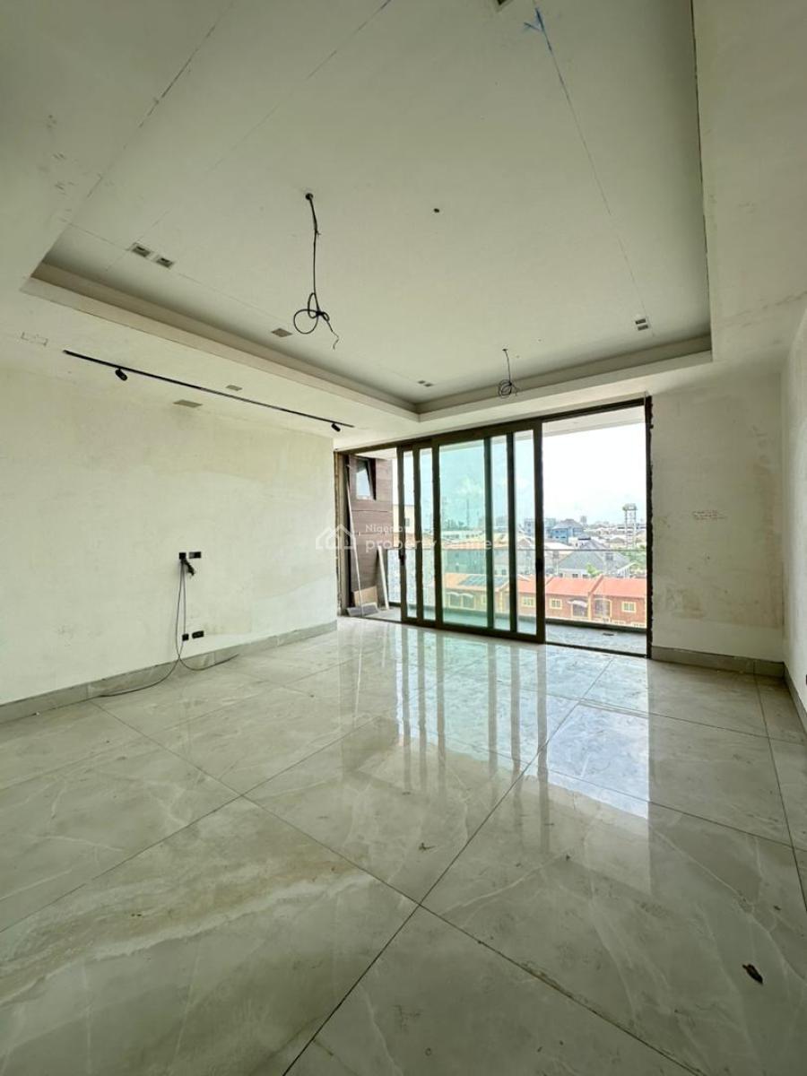 Exquisite Newly Built 3 Bedroom Maisonette with a Gym, Pool and Bq, Lekki, Lagos, Flat / Apartment for Sale