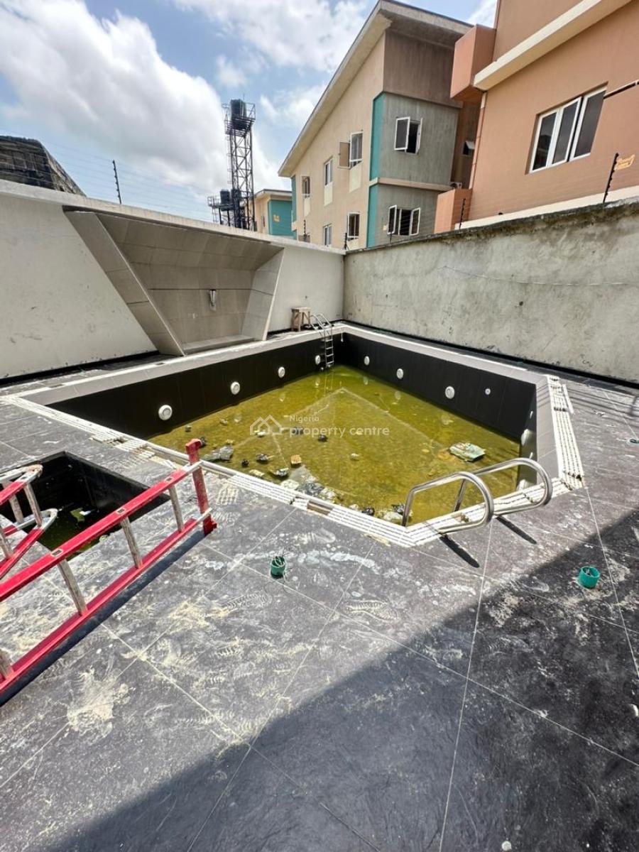 Exquisite Newly Built 3 Bedroom Maisonette with a Gym, Pool and Bq, Lekki, Lagos, Flat / Apartment for Sale