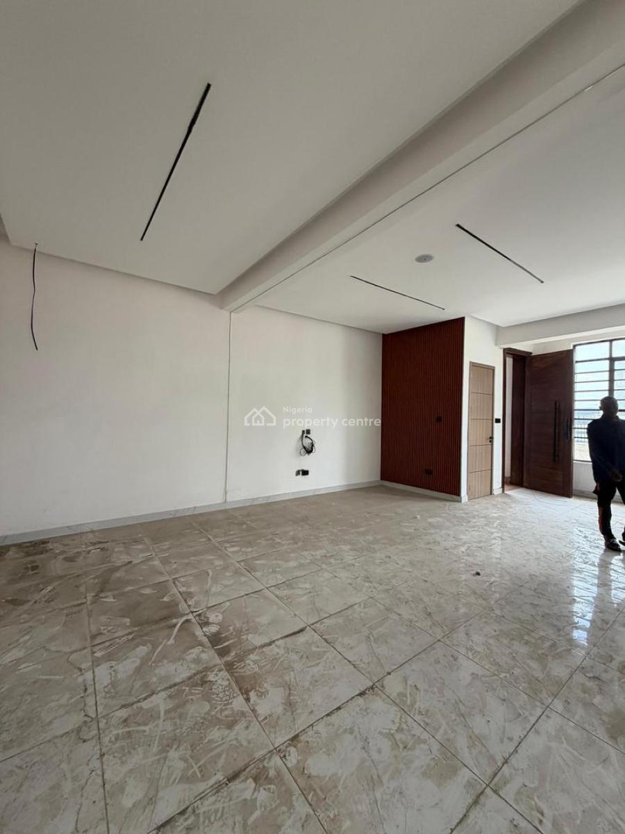 Luxurious & Spacious 2 Bedroom, Off Freedomway, Lekki, Lagos, Flat / Apartment for Rent