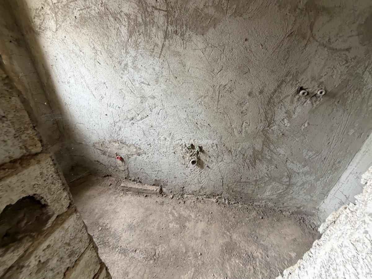 Carcass : Two Bedroom Apartment, Opposite Maitama, Katampe, Abuja, Flat / Apartment for Sale