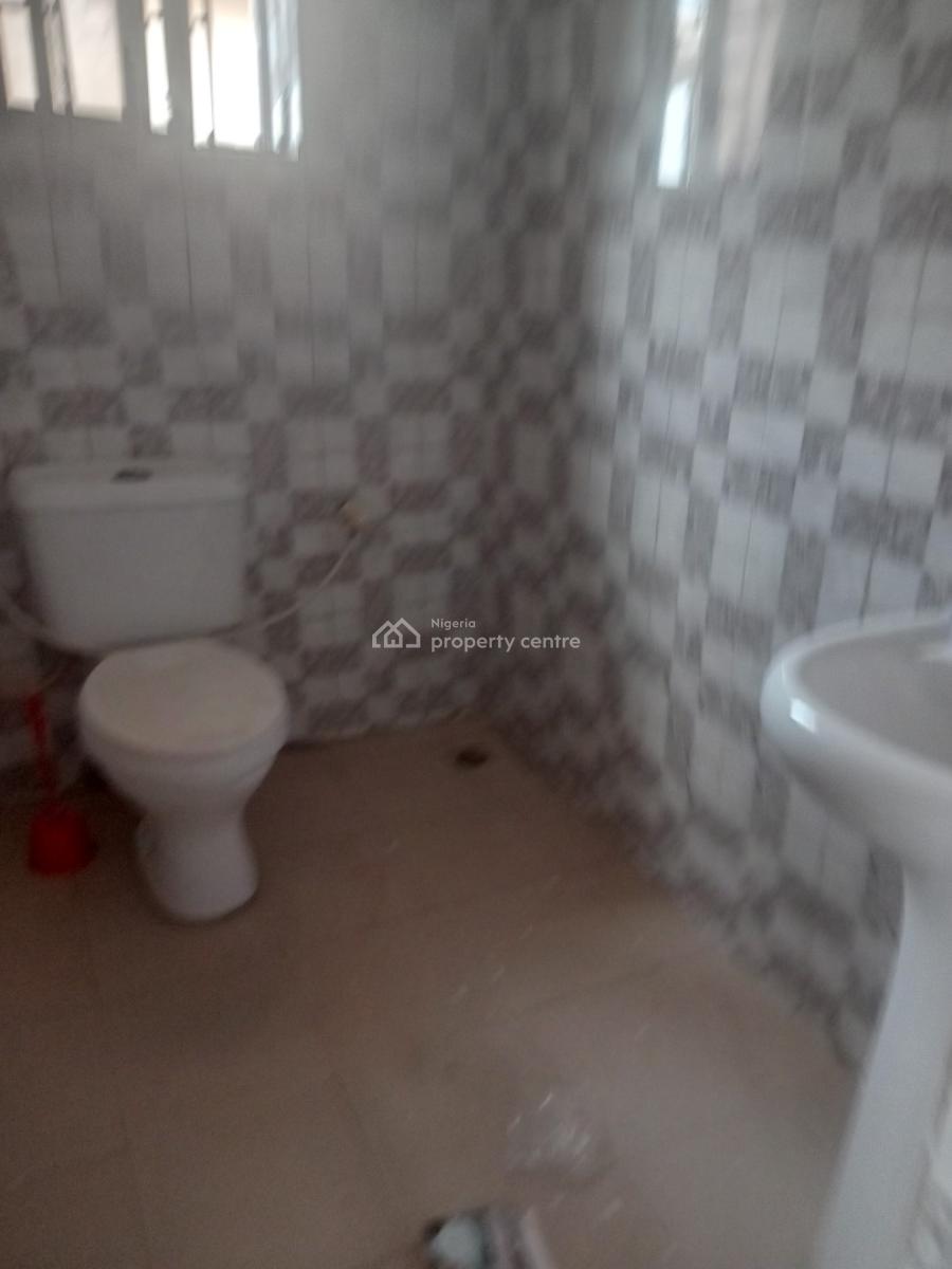 Luxurious Spacious 2bedroom Flat Upstairs, Unity Estate Badore Ajah Lagos, Badore, Ajah, Lagos, Flat / Apartment for Rent