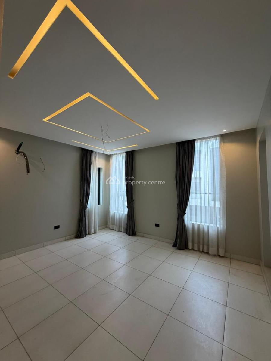 Luxurious & Spacious 4 Bedroom Terrace, Lekki Phase 1, Lekki, Lagos, Terraced Duplex for Sale