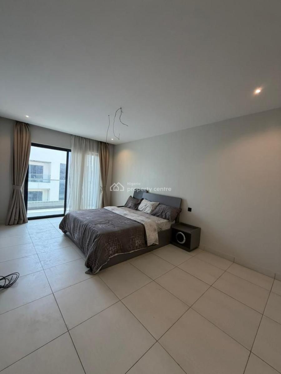 Luxurious & Spacious 4 Bedroom Terrace, Lekki Phase 1, Lekki, Lagos, Terraced Duplex for Sale