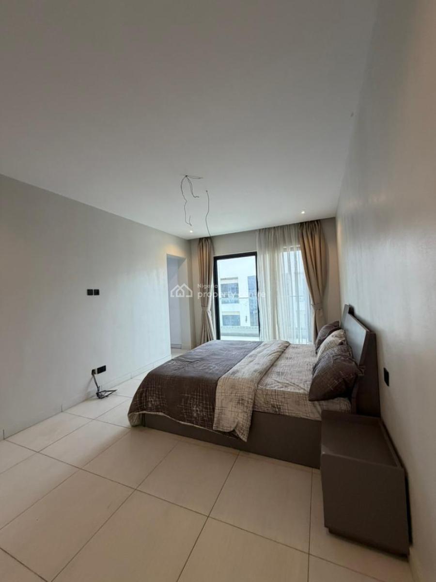 Luxurious & Spacious 4 Bedroom Terrace, Lekki Phase 1, Lekki, Lagos, Terraced Duplex for Sale