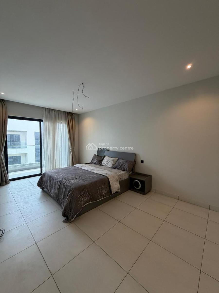 Luxurious & Spacious 4 Bedroom Terrace, Lekki Phase 1, Lekki, Lagos, Terraced Duplex for Sale