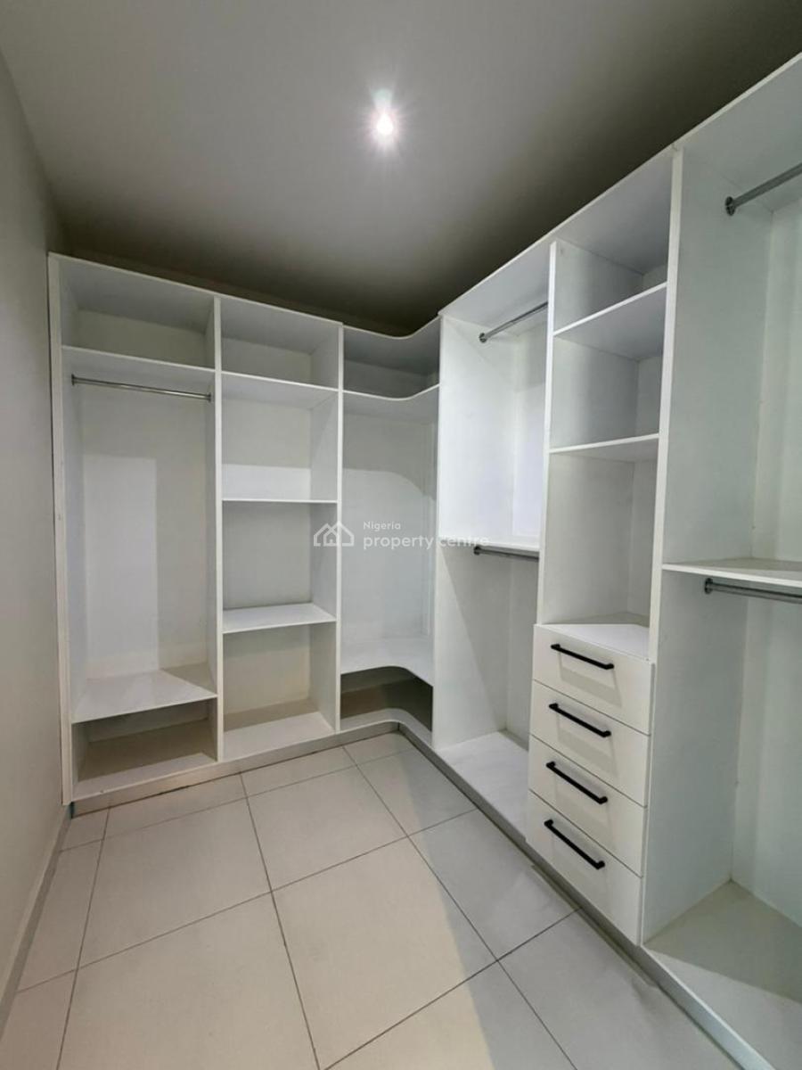 Luxurious & Spacious 4 Bedroom Terrace, Lekki Phase 1, Lekki, Lagos, Terraced Duplex for Sale