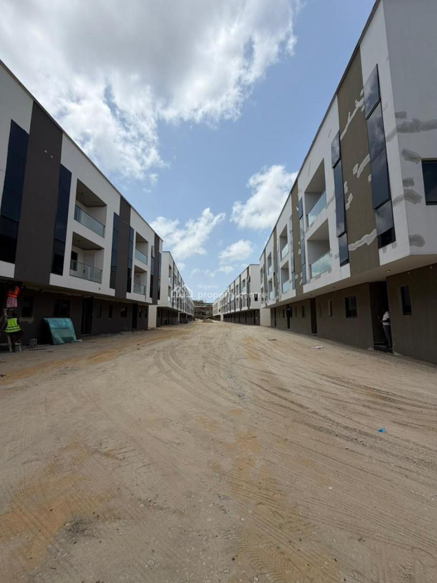 Luxurious & Spacious 4 Bedroom Terrace, Lekki Phase 1, Lekki, Lagos, Terraced Duplex for Sale