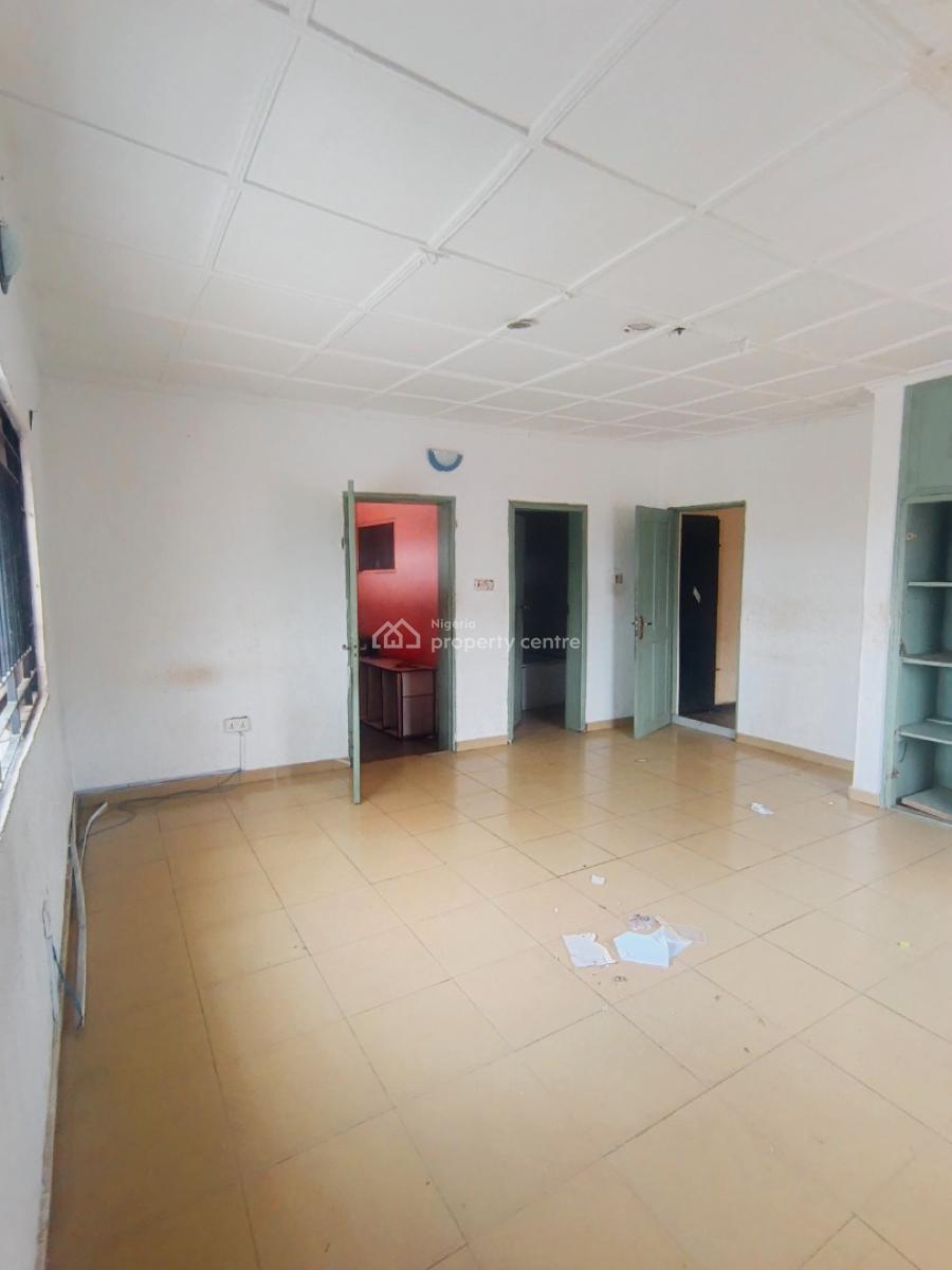 a Room Self Contain, Newroad Bustop, Opposite Chevron, Lekki, Lagos, Self Contain (single Rooms) for Rent