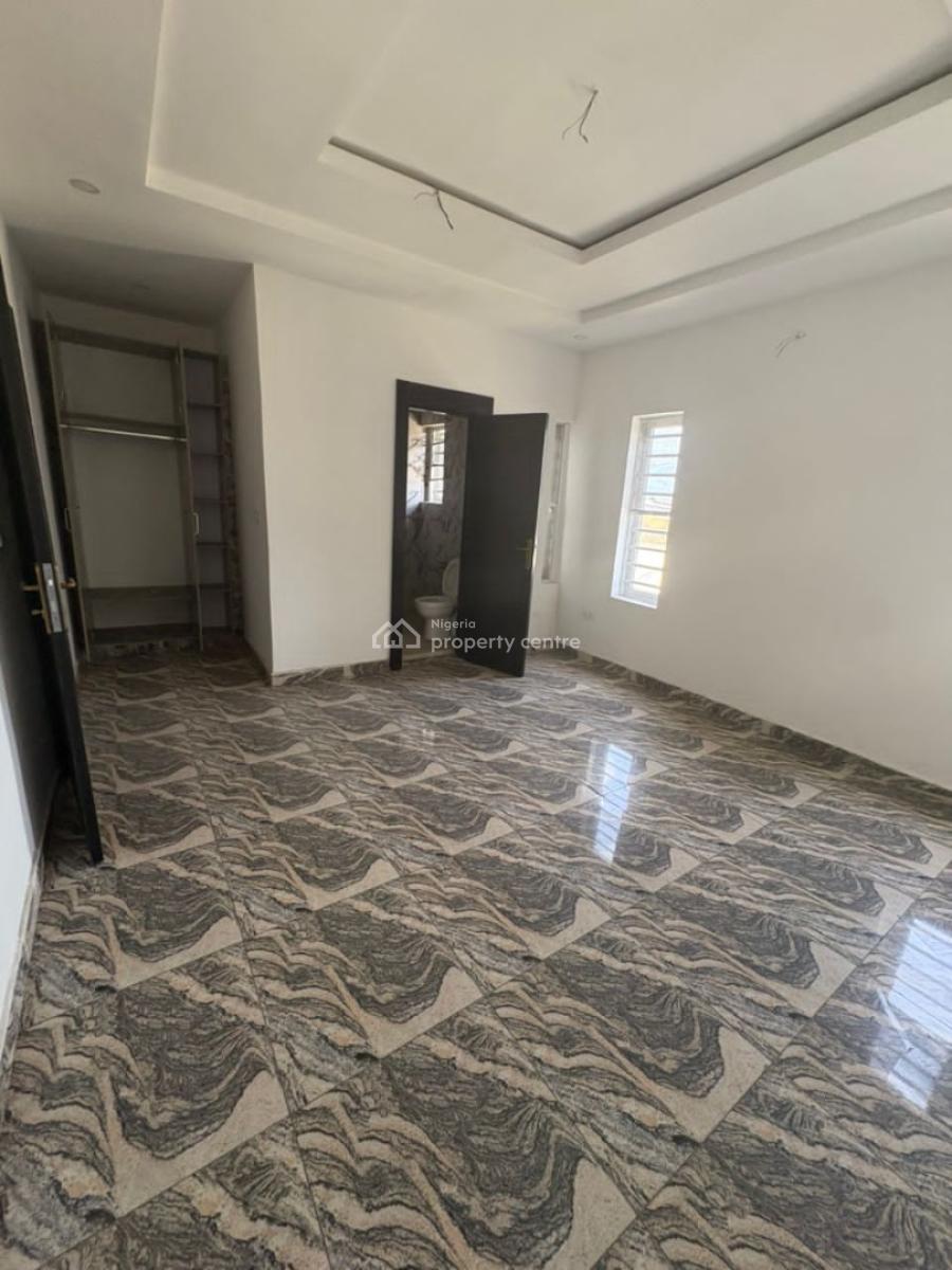 Serviced 4 Bedroom Terrace Duplex, Mobile Road, Ilaje, Ajah, Lagos, Terraced Duplex for Rent