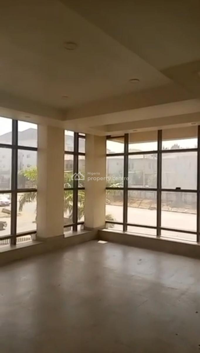120sqm Office Space on 1st Floor in a Serviced Complex, Mabushi, Mabushi, Abuja, Plaza / Complex / Mall for Rent