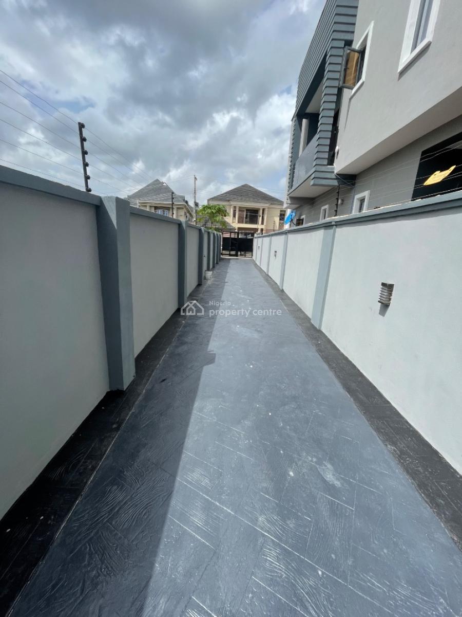 Fantastic 4-bedroom Fully Detached Duplex, Harmony Estate, Gra Phase 1, Magodo, Lagos, Detached Duplex for Sale
