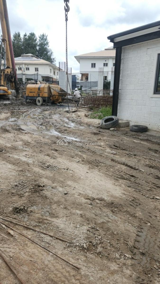 Luxury Apartments Comprising:   34 3 & 4-bedroom Units   4 Breathtakin, 4 Breathtaking Penthouses,resort-style Swimming Pool   Spa & Salon  St, Banana Island, Ikoyi, Lagos, Block of Flats for Sale