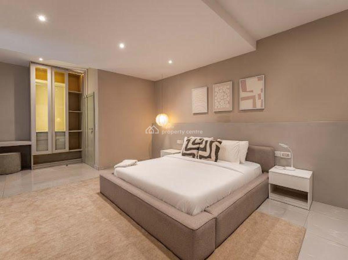 3 Bedroom Luxury Apartment, Abayomi Shonuga Crescent, Lekki Phase 1, Lekki, Lagos, Flat / Apartment Short Let