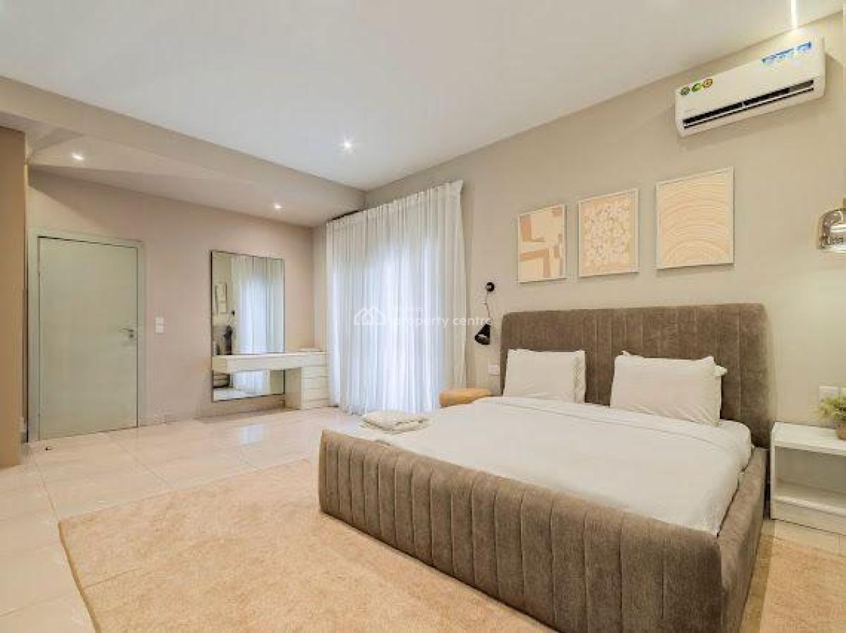 3 Bedroom Luxury Apartment, Abayomi Shonuga Crescent, Lekki Phase 1, Lekki, Lagos, Flat / Apartment Short Let