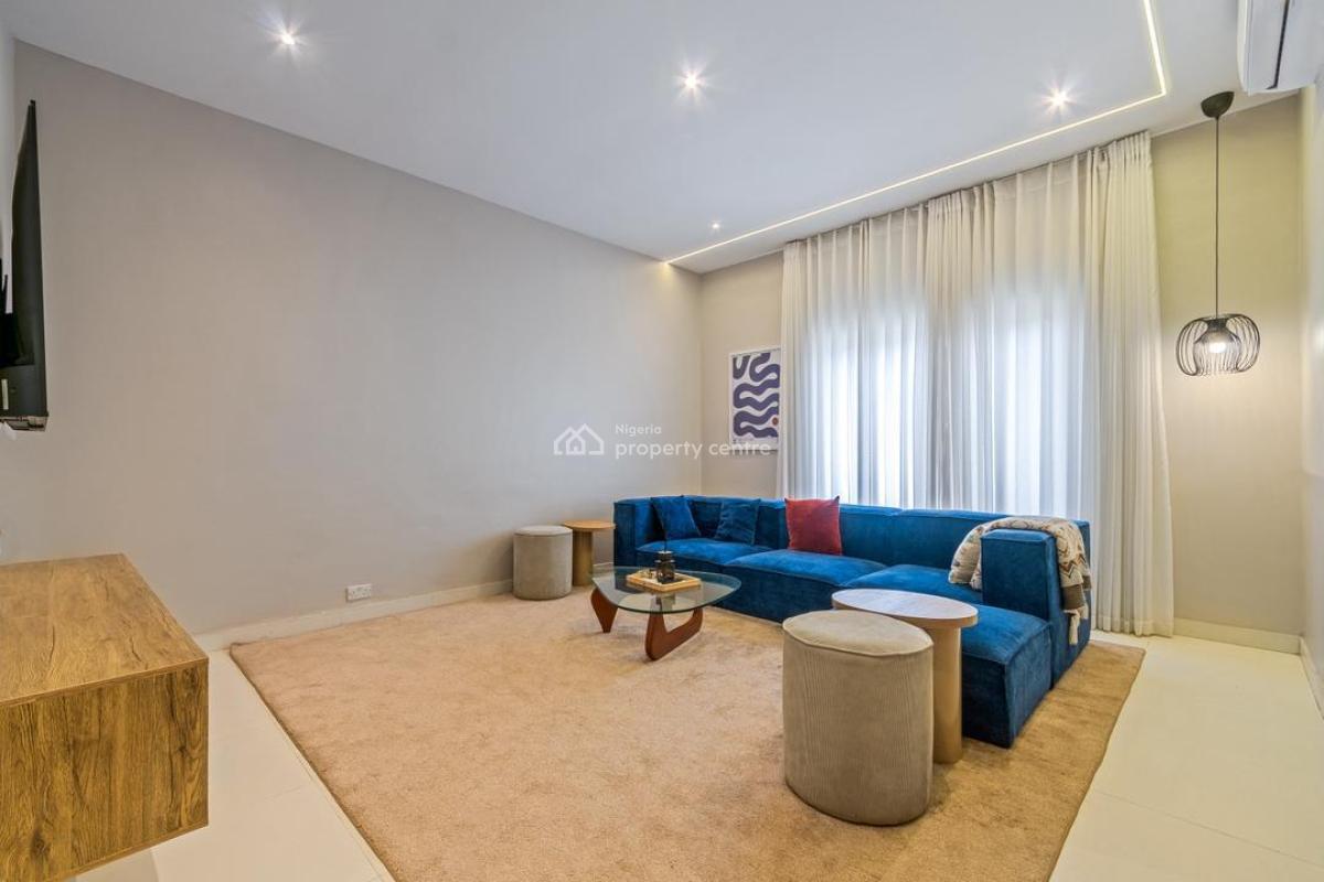 3 Bedroom Luxury Apartment, Abayomi Shonuga Crescent, Lekki Phase 1, Lekki, Lagos, Flat / Apartment Short Let