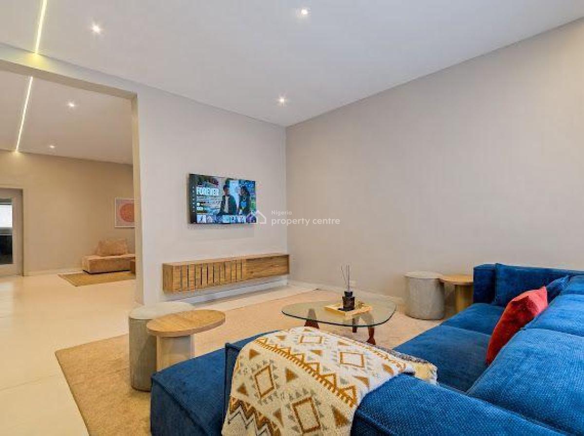 3 Bedroom Luxury Apartment, Abayomi Shonuga Crescent, Lekki Phase 1, Lekki, Lagos, Flat / Apartment Short Let