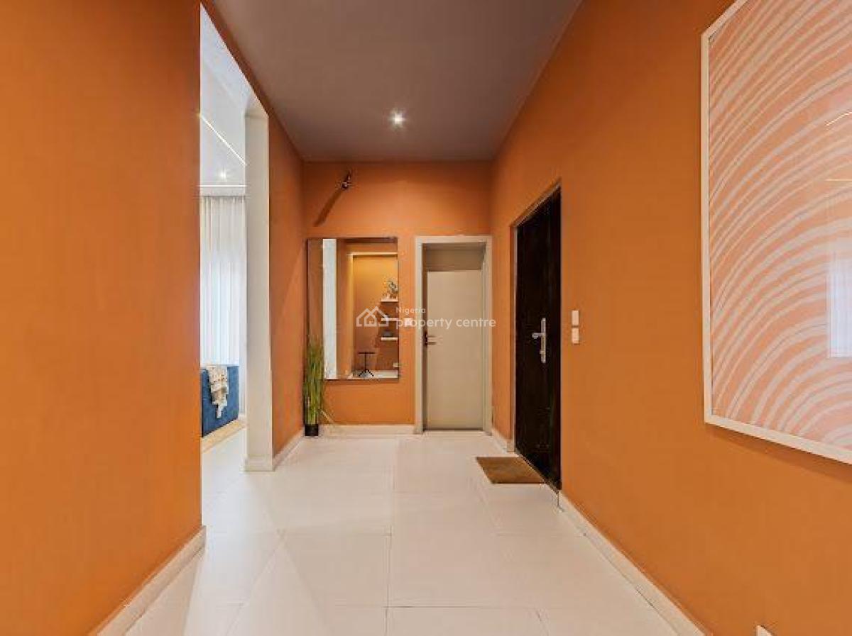 3 Bedroom Luxury Apartment, Abayomi Shonuga Crescent, Lekki Phase 1, Lekki, Lagos, Flat / Apartment Short Let