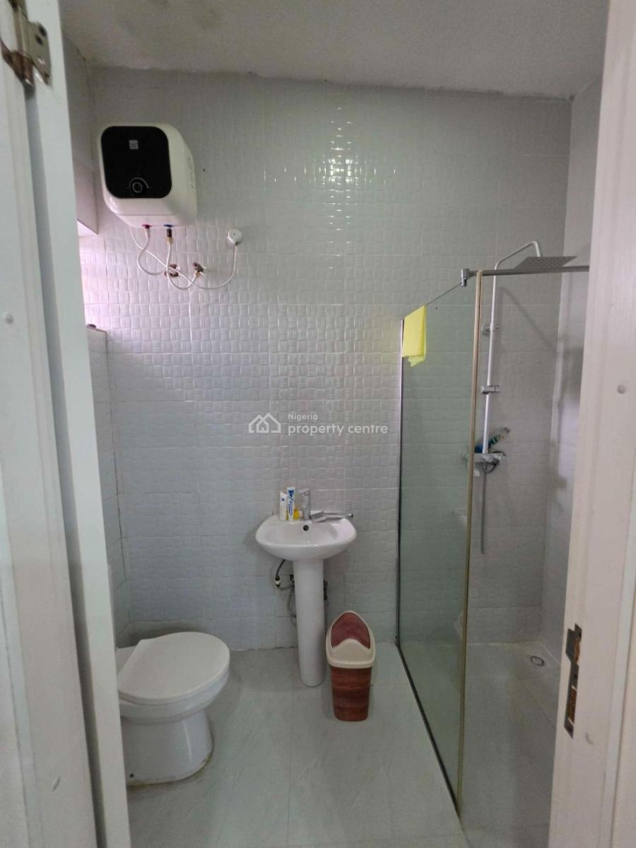 5bedroom Fully Detached Duplex    Amenities:  - [ ] Fitted Kit, Ajah, Lagos, Detached Duplex for Sale