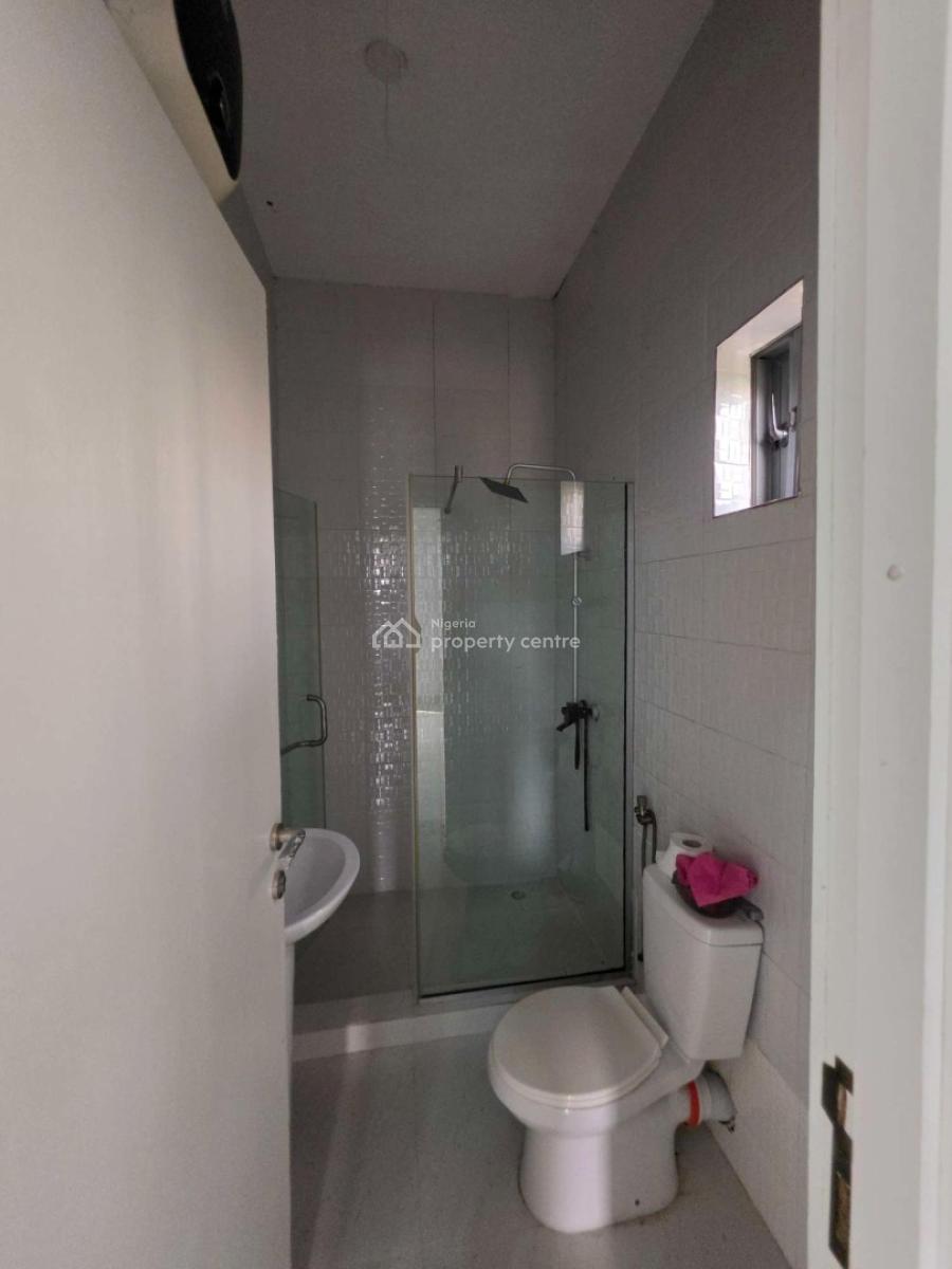 5bedroom Fully Detached Duplex    Amenities:  - [ ] Fitted Kit, Ajah, Lagos, Detached Duplex for Sale