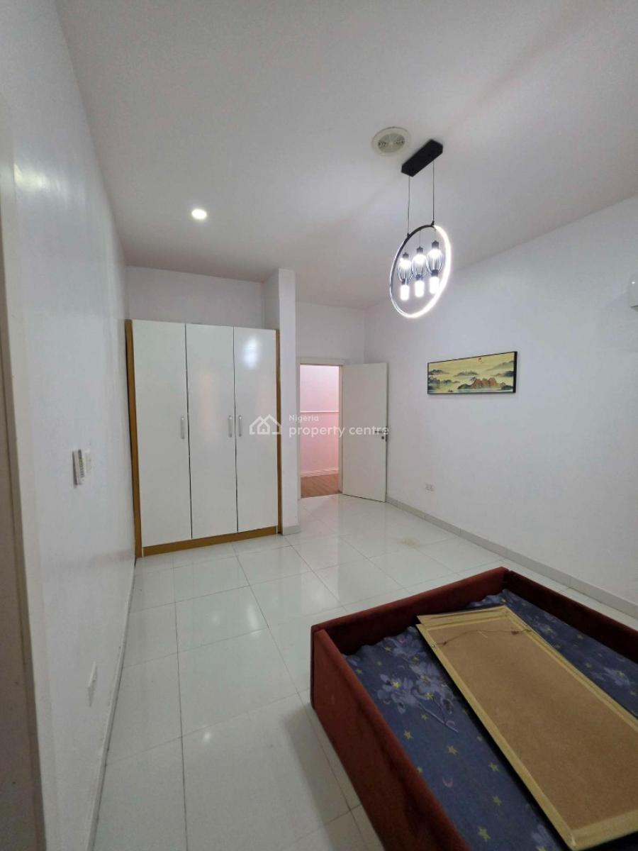 5bedroom Fully Detached Duplex    Amenities:  - [ ] Fitted Kit, Ajah, Lagos, Detached Duplex for Sale