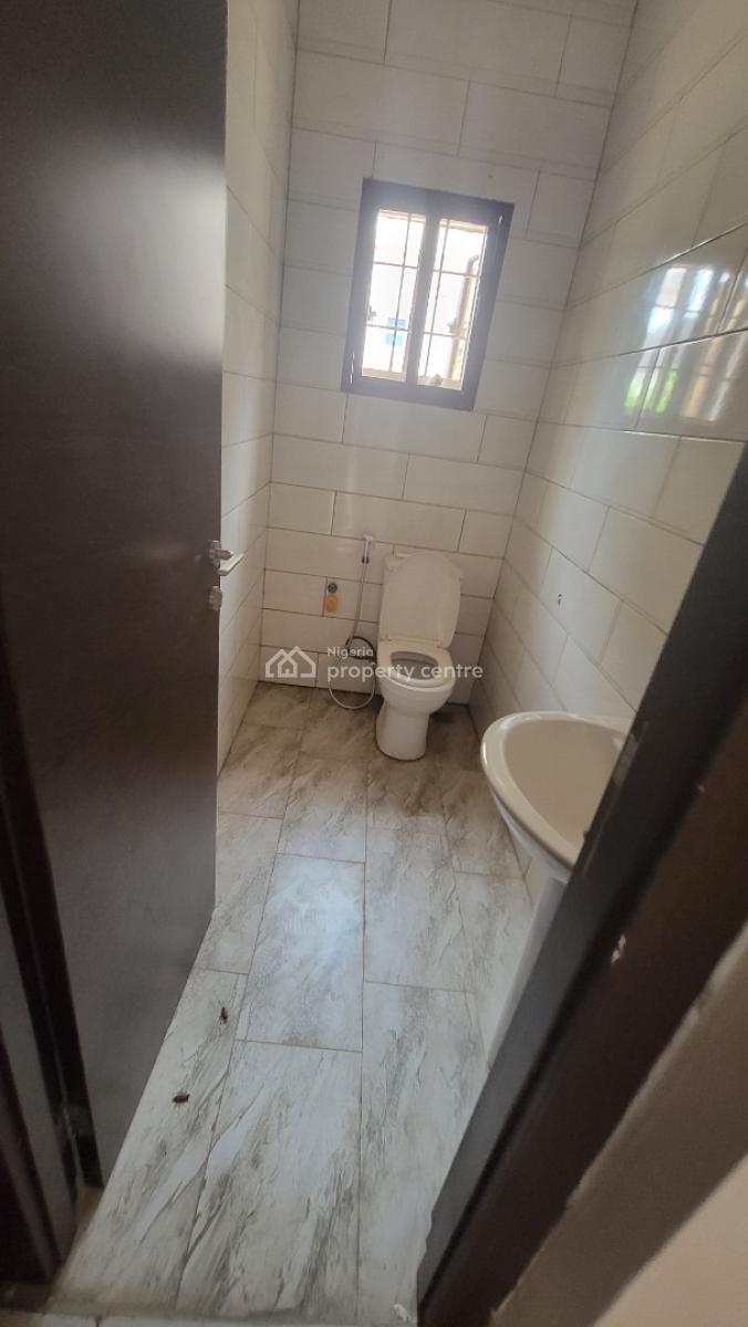 Clean Four(4) Bedrooms Semi-detached Duplex with Bq, Cluster 1 River Park Estate Airport Road Abuja, Lugbe District, Abuja, Semi-detached Duplex for Rent