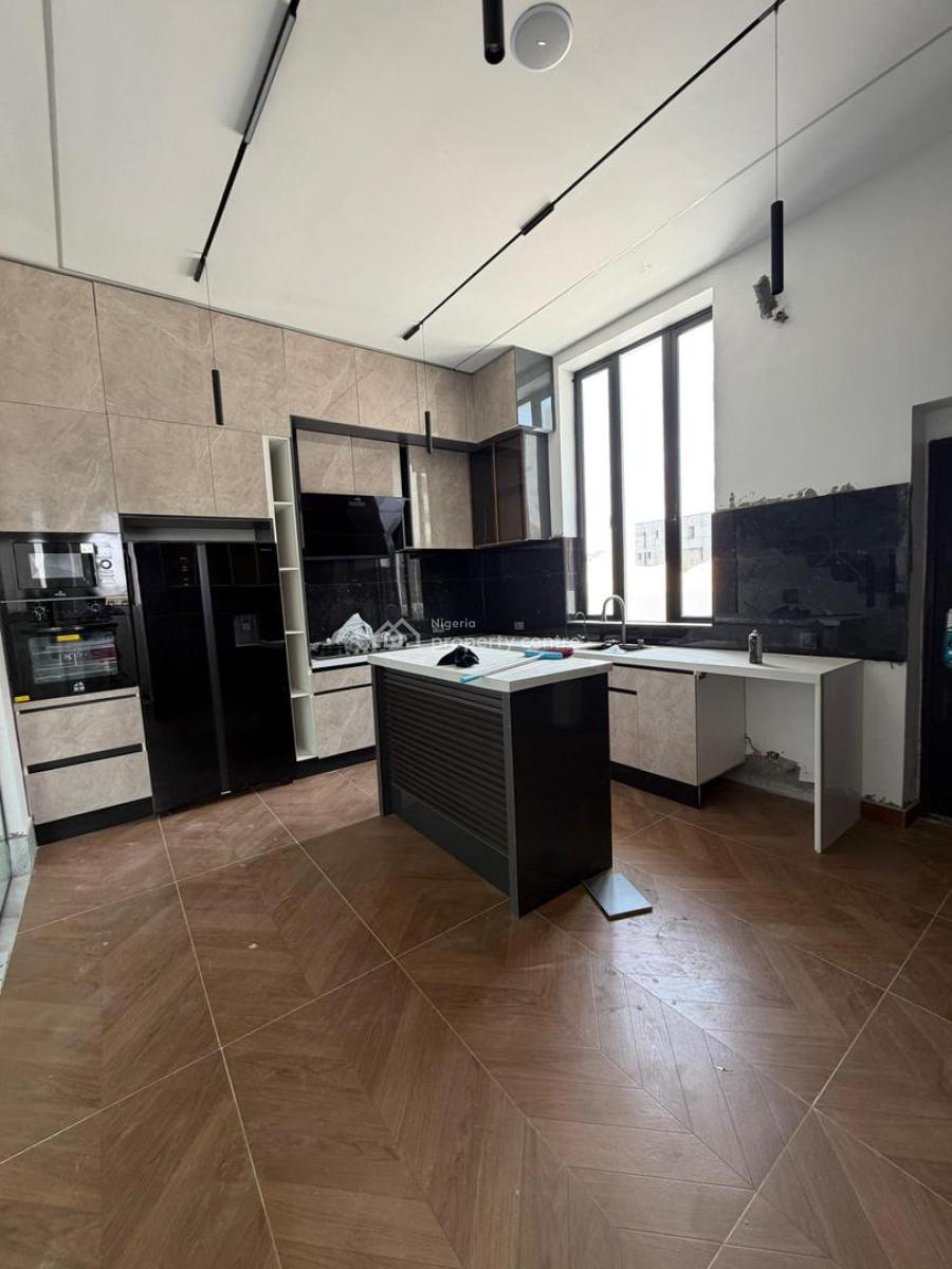 Prime Built 5 Bedroom Semi Detached, Lekki Phase 1, Lekki, Lagos, Semi-detached Duplex for Sale