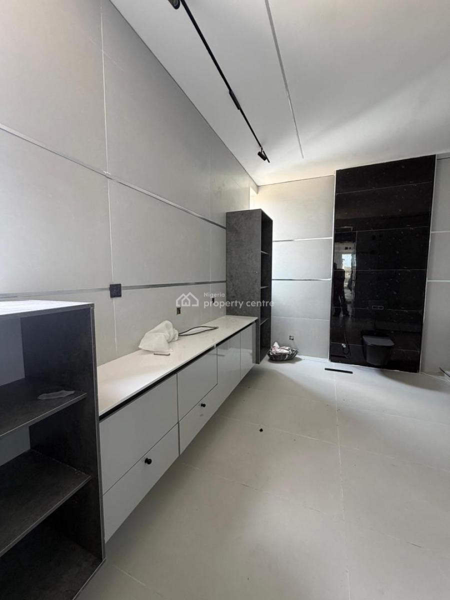 Prime Built 5 Bedroom Semi Detached, Lekki Phase 1, Lekki, Lagos, Semi-detached Duplex for Sale