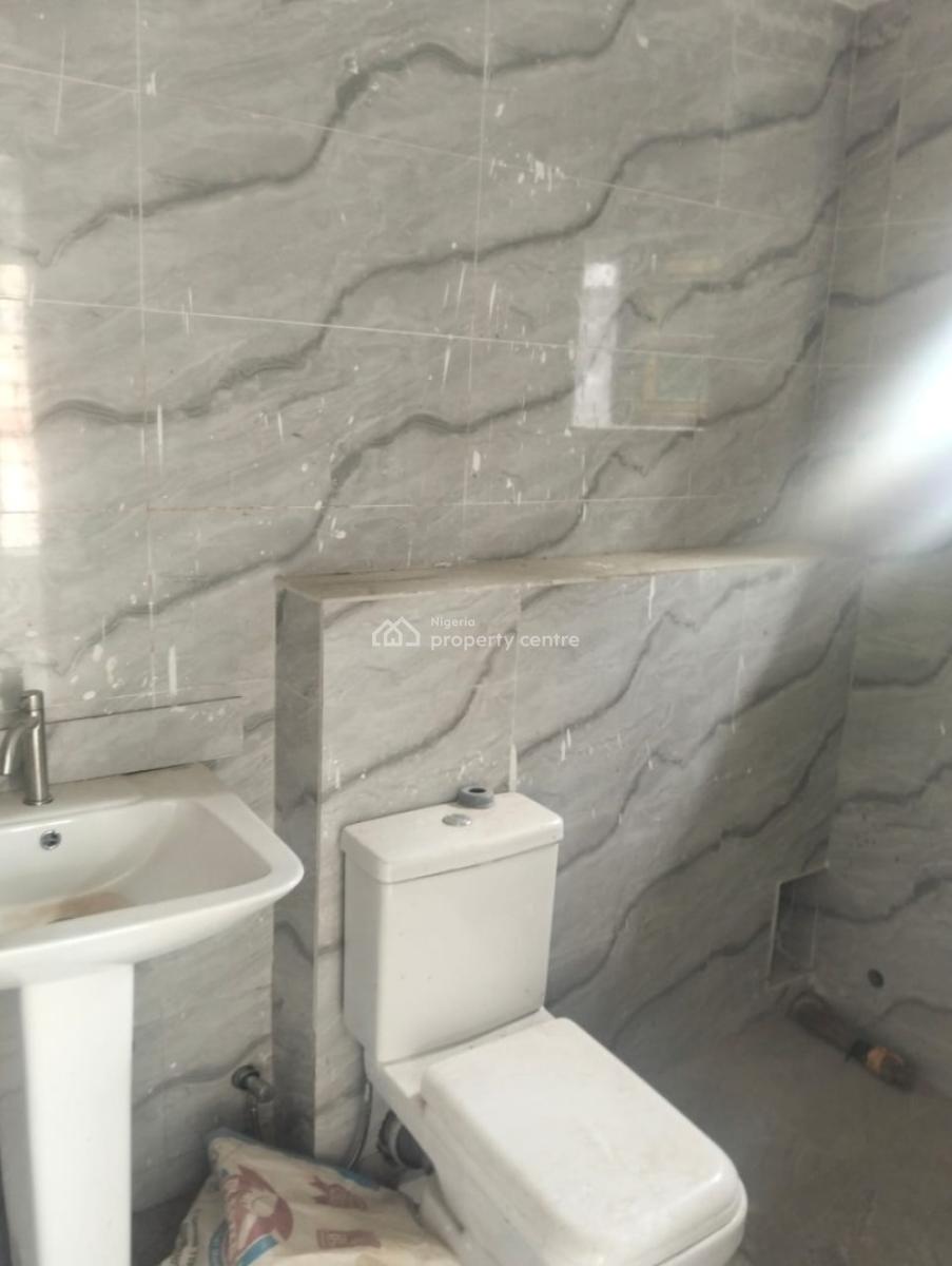 a Newly Refurbished Block of 3 Units 3 Bedroom and 2 Bedroom Flats, Wuse Zone 6, Zone 6, Wuse, Abuja, Flat / Apartment for Rent