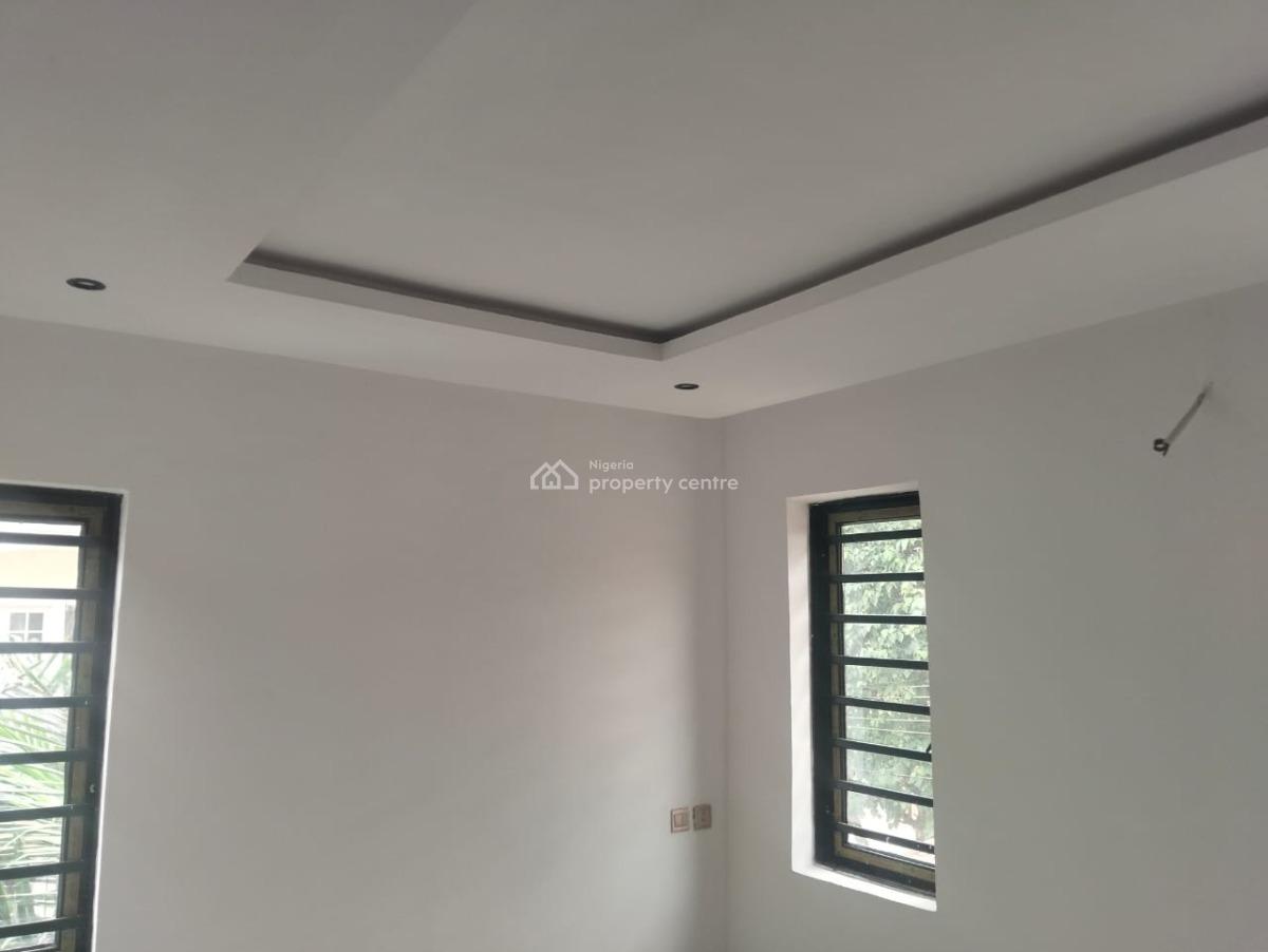 a Newly Refurbished Block of 3 Units 3 Bedroom and 2 Bedroom Flats, Wuse Zone 6, Zone 6, Wuse, Abuja, Flat / Apartment for Rent