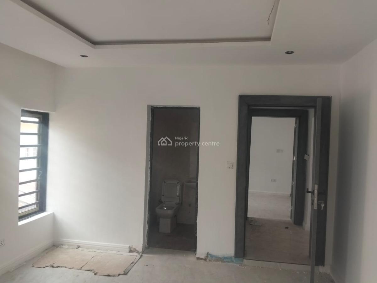 a Newly Refurbished Block of 3 Units 3 Bedroom and 2 Bedroom Flats, Wuse Zone 6, Zone 6, Wuse, Abuja, Flat / Apartment for Rent