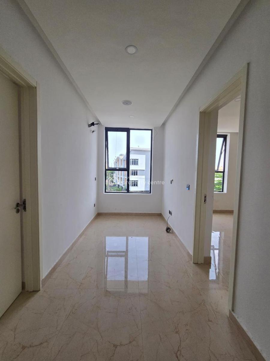 Beautiful 4 Bedroom Maisonette with Boys Quarters in a Secured Estate, Lekki Phase 1, Lekki, Lagos, Flat / Apartment for Sale