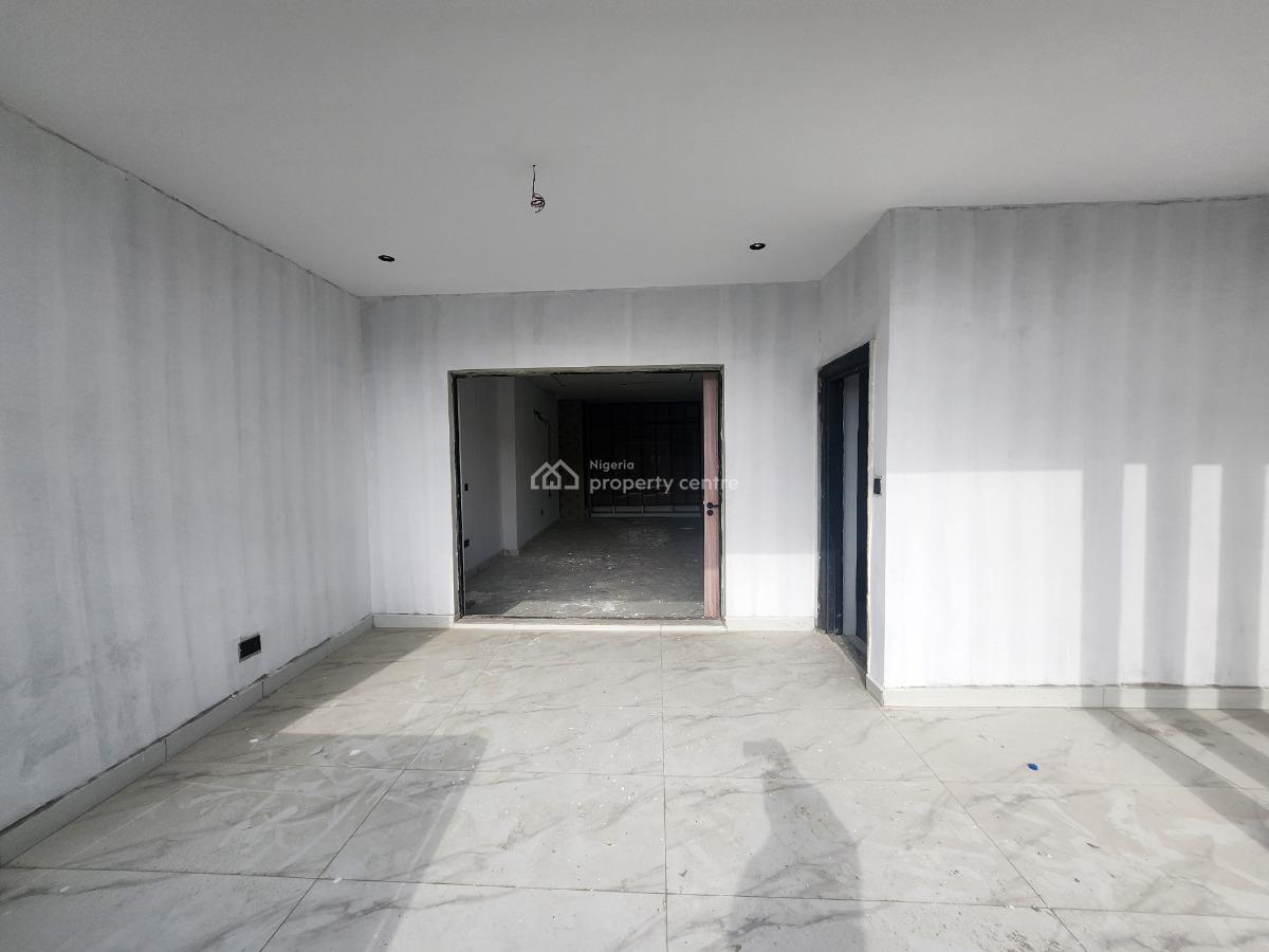 4 Bedrooms Semi-detached House with Bq, Off Orchid Road, Lekki, Lagos, Semi-detached Duplex for Sale