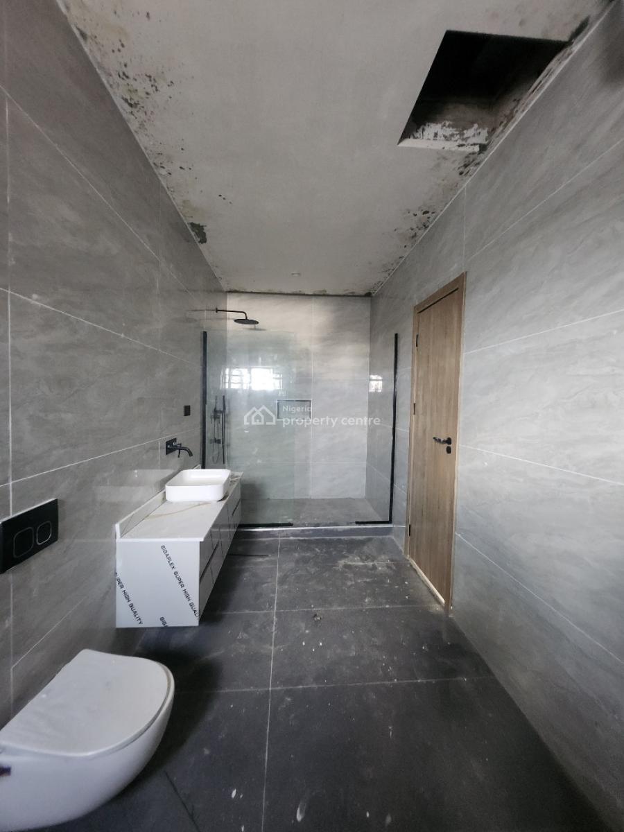 4 Bedrooms Semi-detached House with Bq, Off Orchid Road, Lekki, Lagos, Semi-detached Duplex for Sale