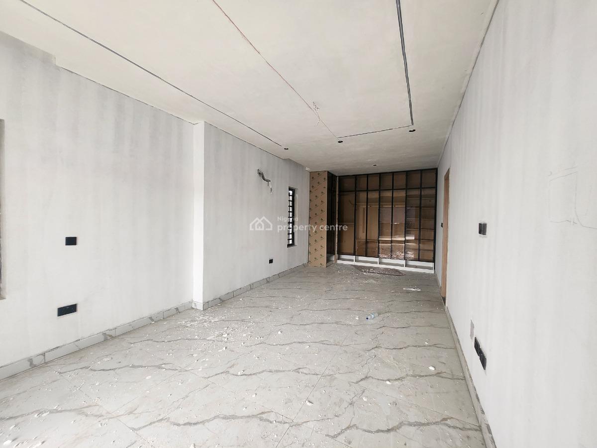 4 Bedrooms Semi-detached House with Bq, Off Orchid Road, Lekki, Lagos, Semi-detached Duplex for Sale