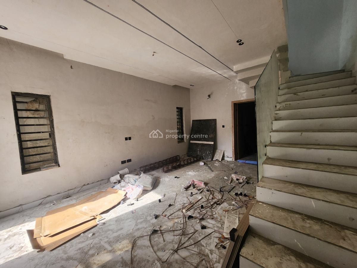 4 Bedrooms Semi-detached House with Bq, Off Orchid Road, Lekki, Lagos, Semi-detached Duplex for Sale