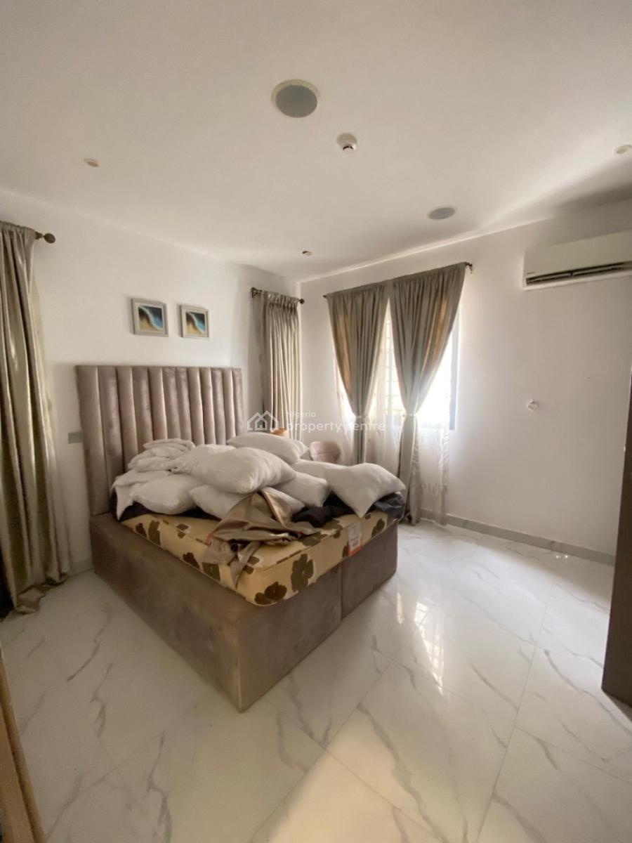 Spacious 1 Bedroom Serviced Apartment with Swimming Pool Available, Ikate, Ikate, Lekki, Lagos, Flat / Apartment for Rent