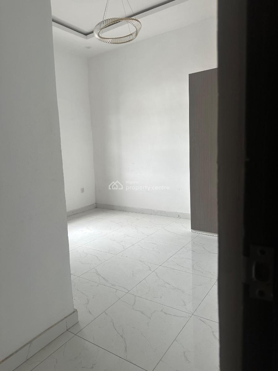 Well Built 4 Bedroom Terrace Duplex in a Mini Estate, Monastery Road, Sangotedo, Ajah, Lagos, Terraced Duplex for Sale