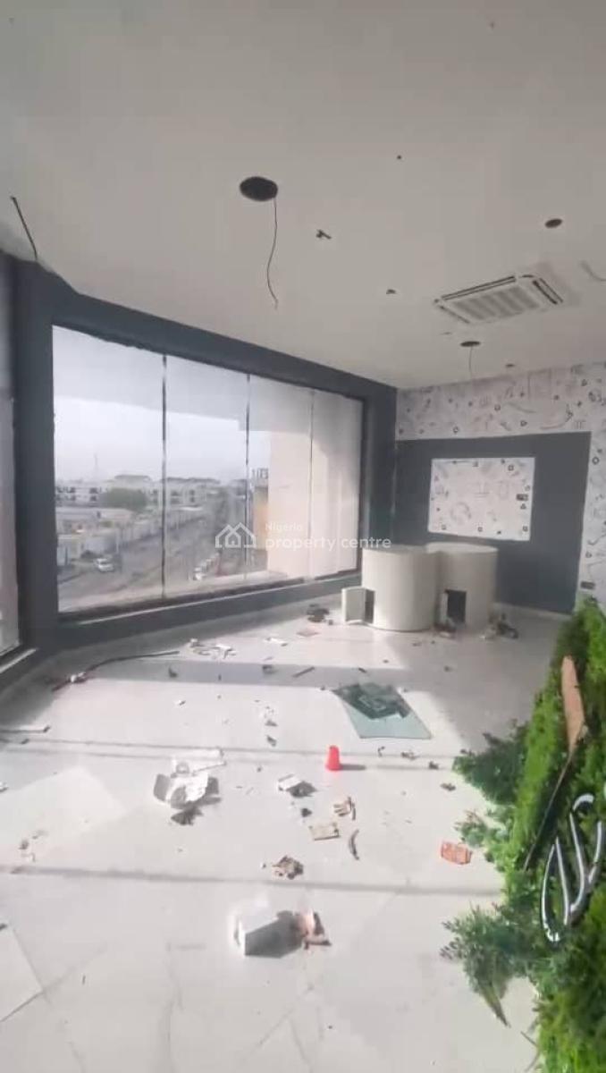 a Shop on Second (2nd) Floor, Admiralty Way, Lekki Phase 1, Lekki, Lagos, Shop for Rent