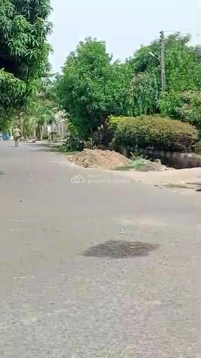 4-bedroom Semi-detached Duplex + 2 Bqs (1 One-bedroom Bq + 2 Self-con, 6th Avenue, Gwarinpa, Abuja, Semi-detached Bungalow for Rent