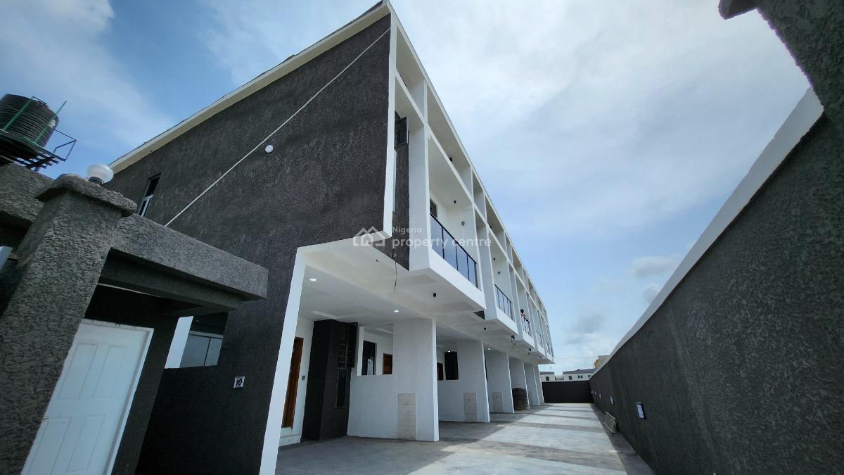 Nicely Finished 3 Bedroom Terrace Duplex, General Paint Lbs, Olokonla, Ajah, Lagos, Terraced Duplex for Sale
