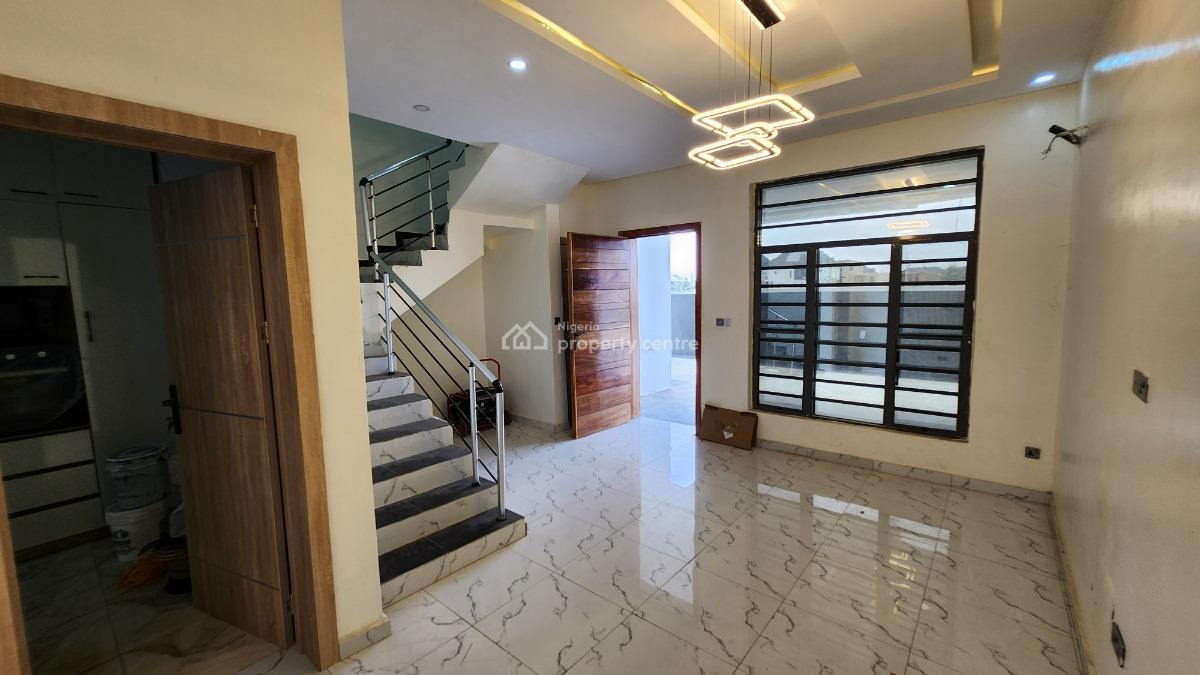 Nicely Finished 3 Bedroom Terrace Duplex, General Paint Lbs, Olokonla, Ajah, Lagos, Terraced Duplex for Sale