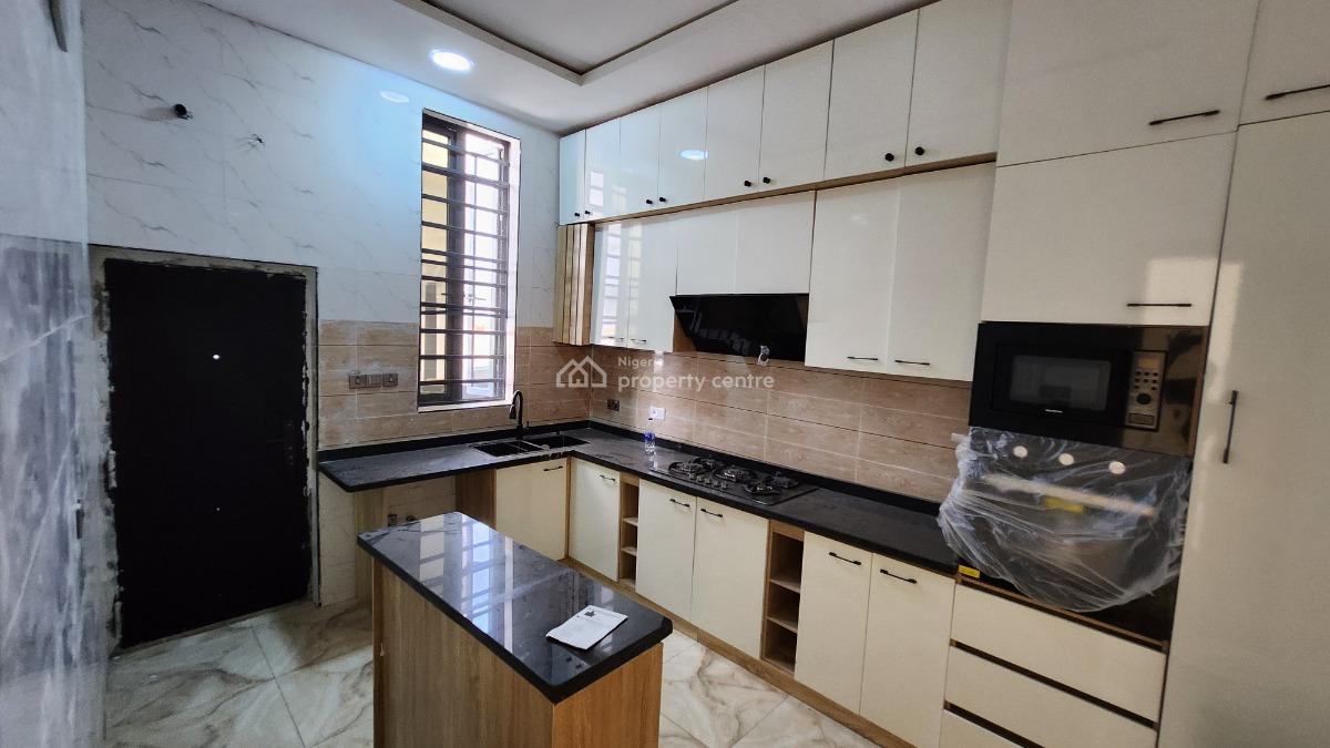 Nicely Finished 3 Bedroom Terrace Duplex, General Paint Lbs, Olokonla, Ajah, Lagos, Terraced Duplex for Sale