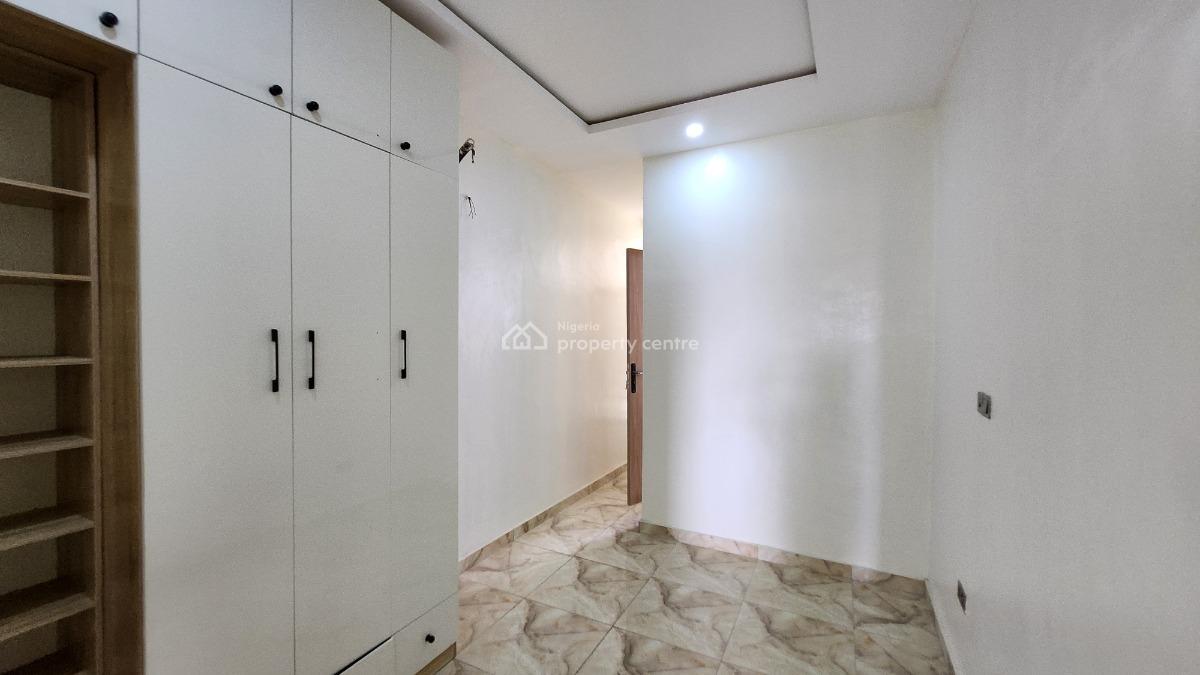 Nicely Finished 3 Bedroom Terrace Duplex, General Paint Lbs, Olokonla, Ajah, Lagos, Terraced Duplex for Sale