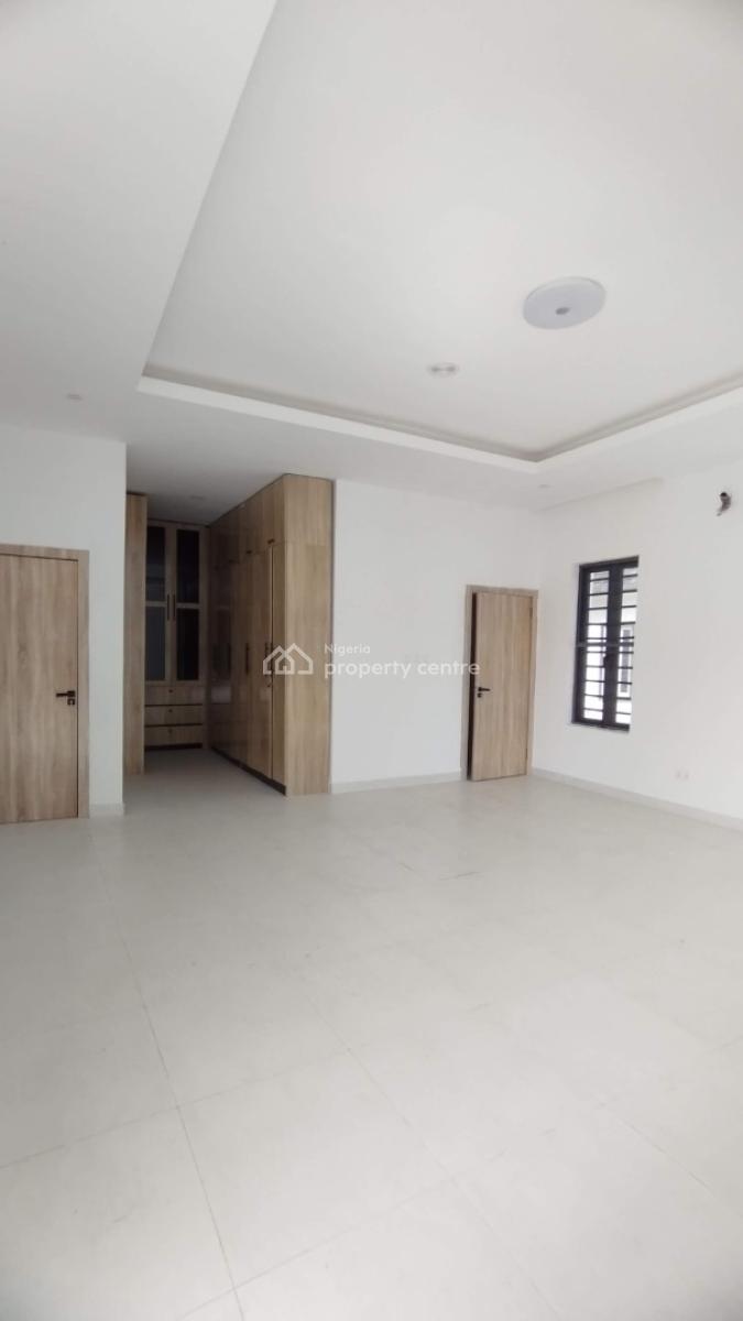 Very Massive 5 Bedroom Fully Detached Duplex with a Bq and a Gatehouse, Before Orchid General Hospital, Lekki, Lagos, Detached Duplex for Rent