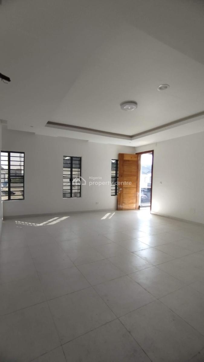 Very Massive 5 Bedroom Fully Detached Duplex with a Bq and a Gatehouse, Before Orchid General Hospital, Lekki, Lagos, Detached Duplex for Rent