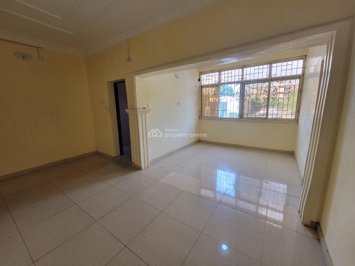 Spacious 3 Bedroom Flat Garki, Garki, Abuja, Flat / Apartment for Rent