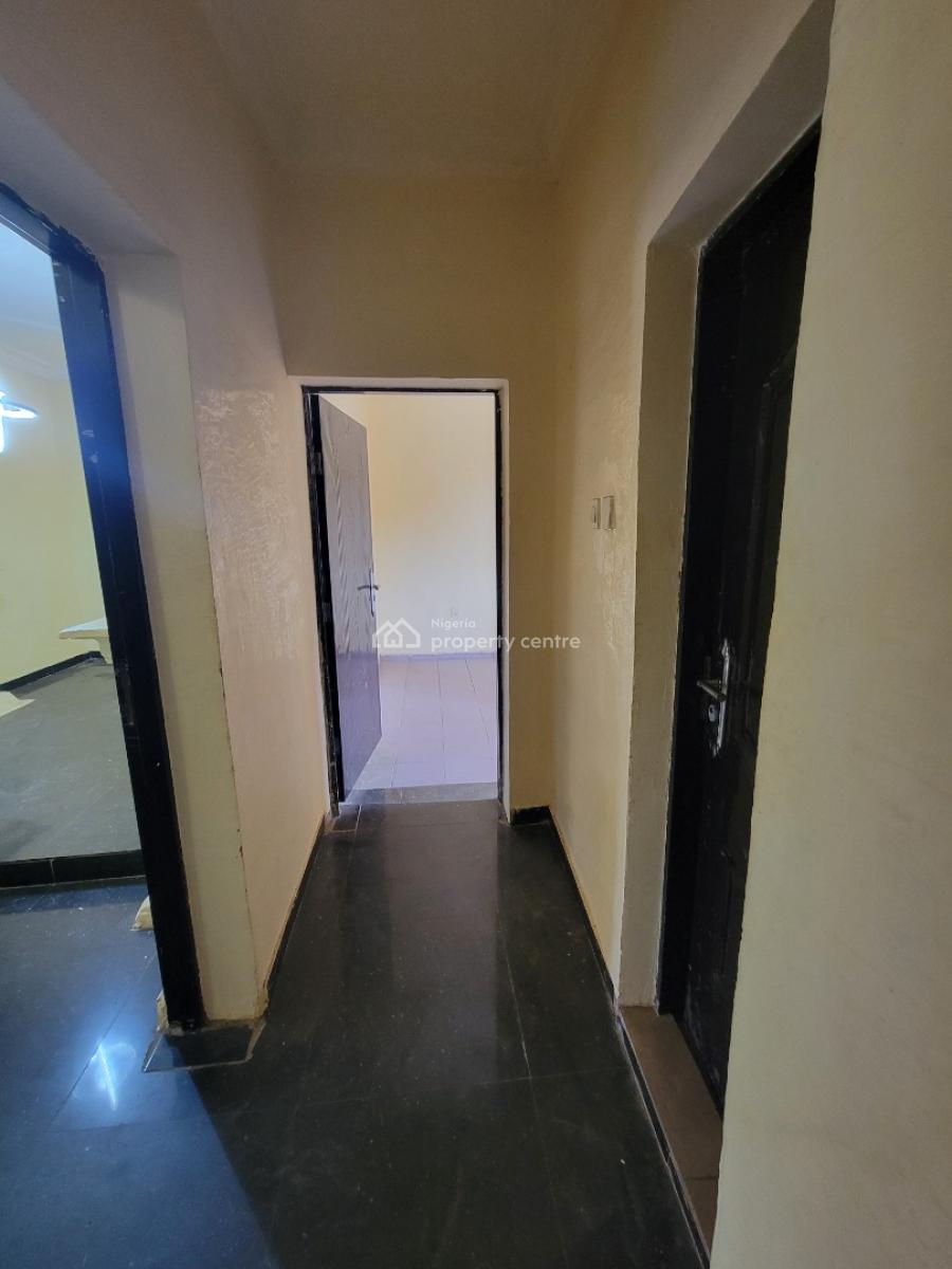 Spacious 3 Bedroom Flat Garki, Garki, Abuja, Flat / Apartment for Rent