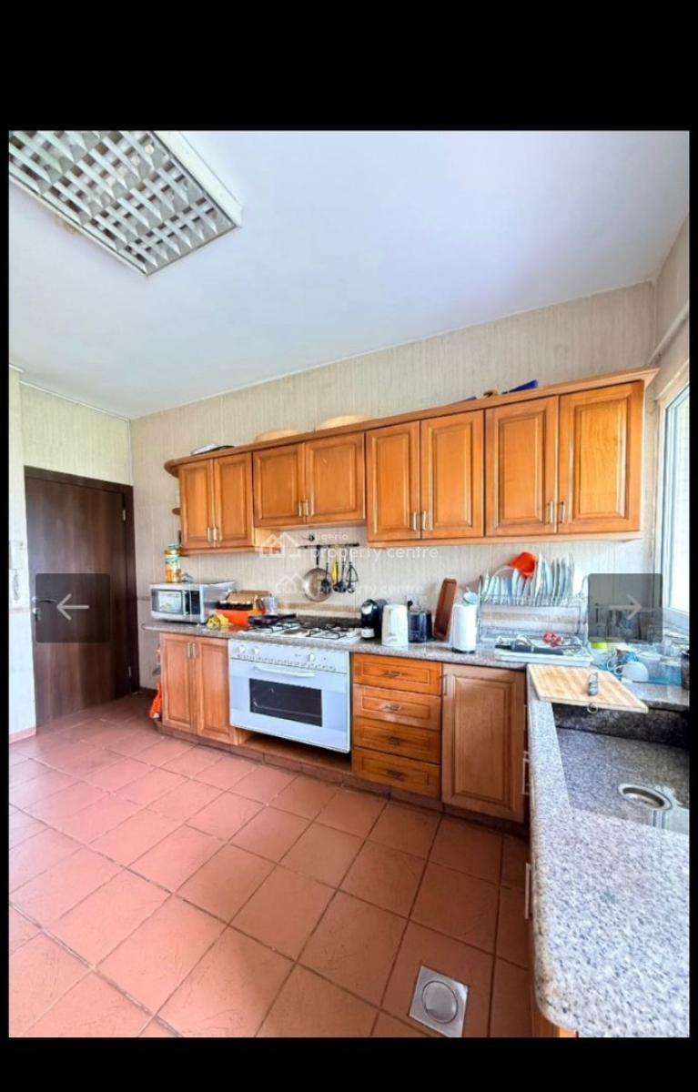 Well Maintained 3-bedroom Apartment with Bq, Gerrard Road, Iloyi, Ikoyi, Lagos, Flat / Apartment for Sale