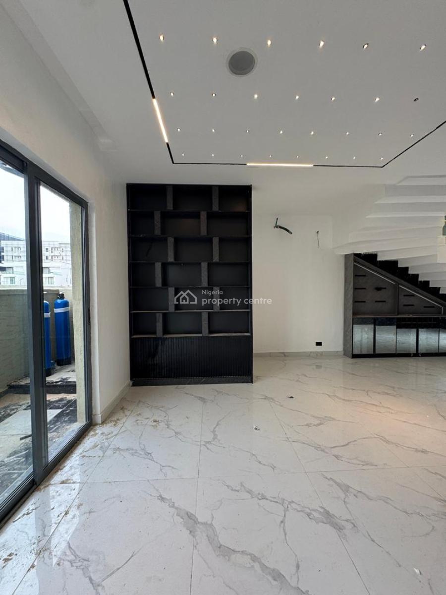 Spacious 5 Bedroom Self-compound Terrace Duplex with Bq, Situated in a Secure and Highly Sought-after Area., Lekki Phase 1, Lekki, Lagos, Terraced Duplex for Sale