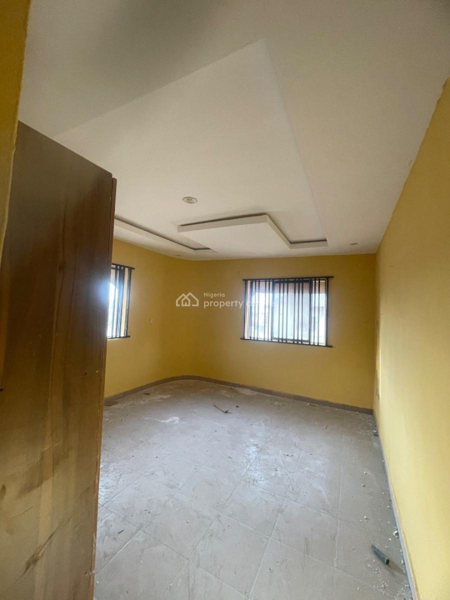 Spacious Beautiful Modeled 3 Bed Upstairs Close to Bustop, Badore, Badore, Ajah, Lagos, House for Rent